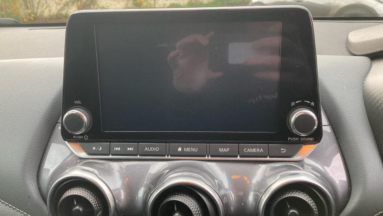 Nissan Juke 1.0 DiG-T 114 N-Connecta 5dr Petrol Hatchback